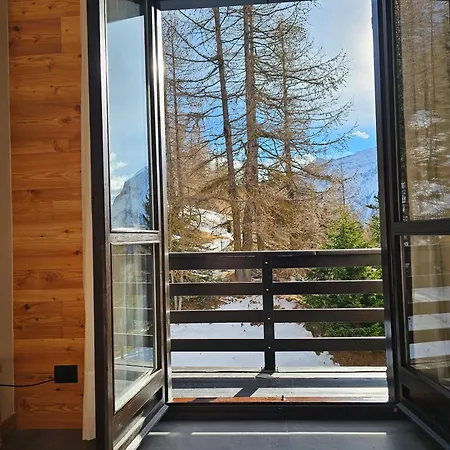 Moda Cimaboschi Apartment