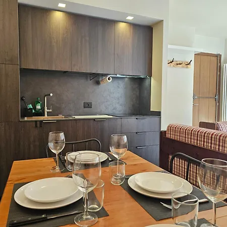 Moda Cimaboschi 塞斯特雷